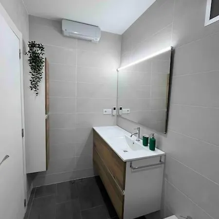 Coruna, Cerca De La Playa Y Del Centro, Con Terraza Y Parking Apartamento *